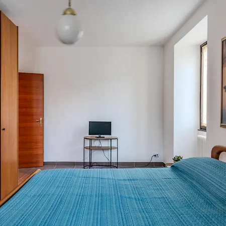 Cozy By Interhome Appartamento Dongo